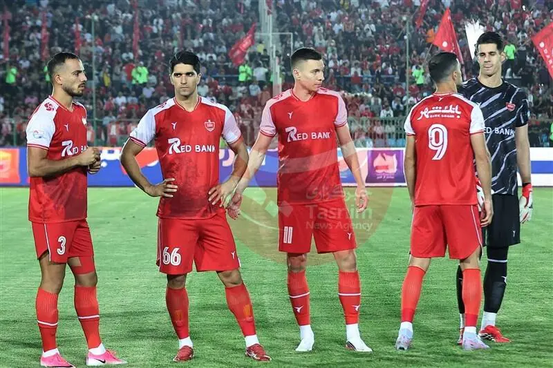 پیراهن متفاوت سرگیف بدون لوگوی پرسپولیس! +عکس - پارس فوتبال