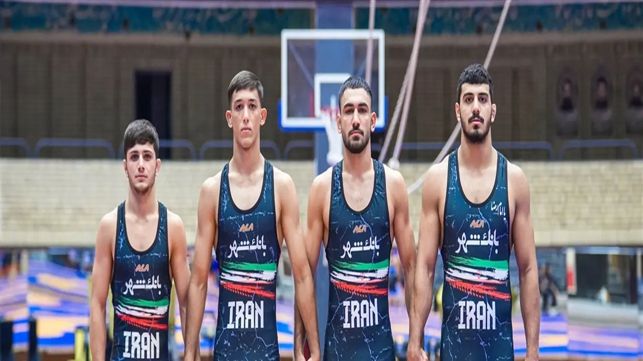 یک مدال طلا دستاورد کشتی فرنگی ایران در چهار وزن دوم قهرمانی جهان - پارس فوتبال