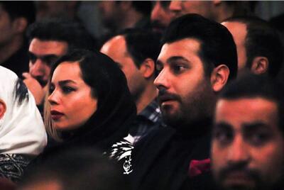 ببینید| حضور همسر احسان خواجه امیری در ختم پدرشوهرش
