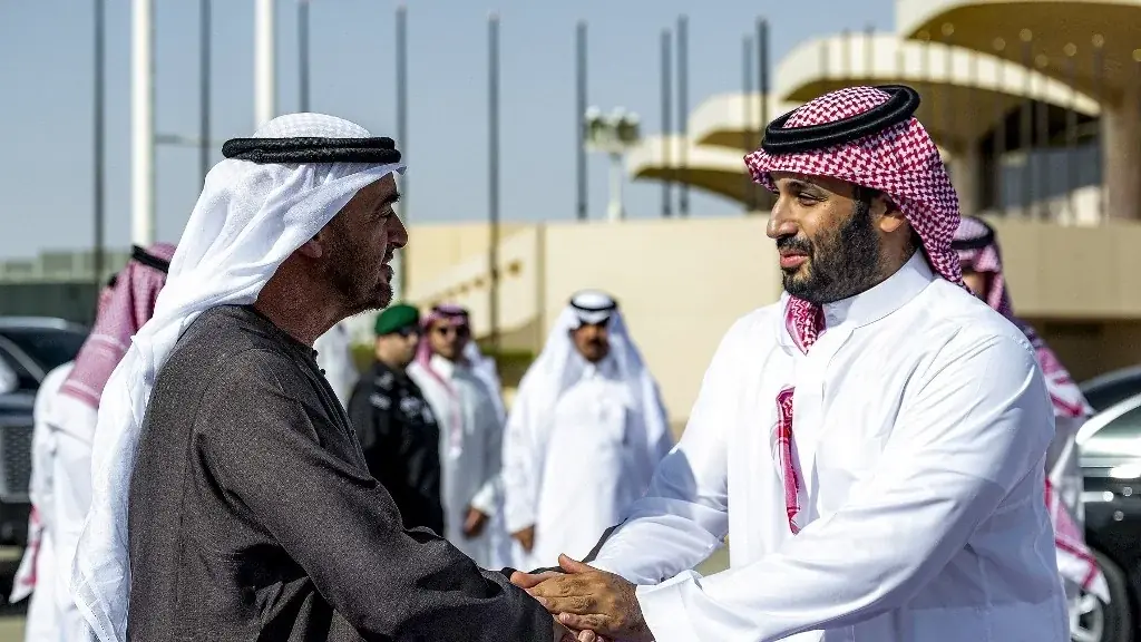 عربستان سعودی قوانین مربوط به نقل و انتقالات مالی به امارات را تشدید میکند
