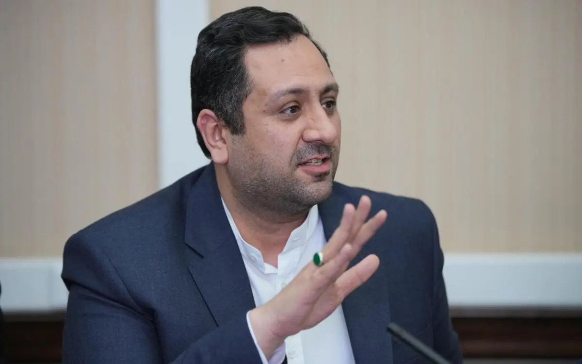 معاون وزیر ارتباطات: اتصال کاربران به فیبر نوری چهار برابر شد