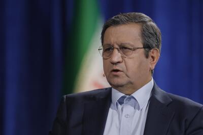 همتی: مشکلات بانکی ایران و عراق طی هفتههای آینده برطرف میشود | نگران تامین کالاهای اساسی و دارو نباشید + فیلم