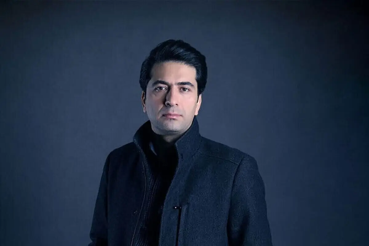 ویدئو | اهدای سرو سیمین پارسی جان، به محمد معتمدی