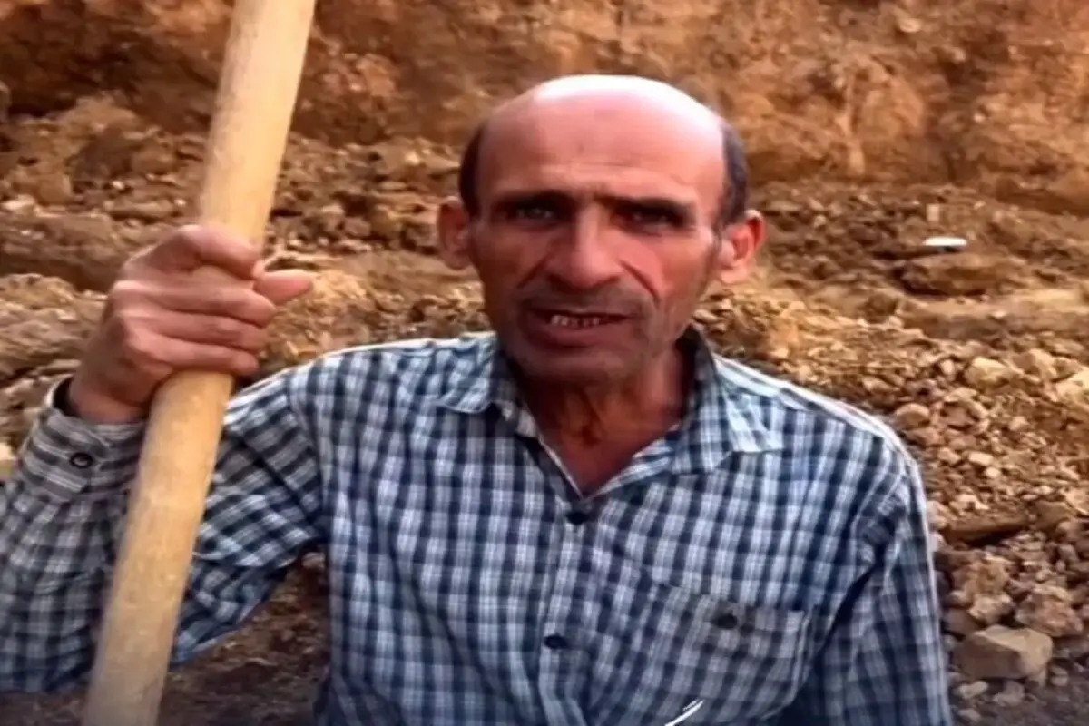 اگر بخت با کارگر زحمتکش یار بود الان با این صدا باید کنسرت میگذاشت