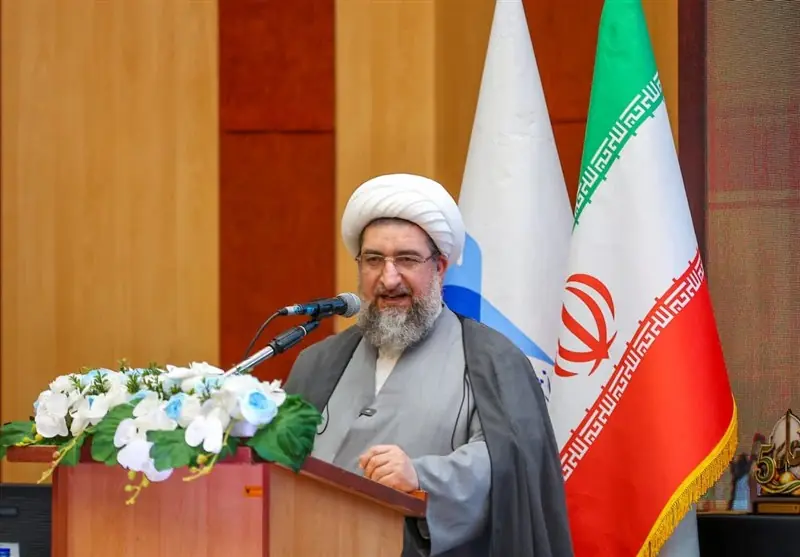 دانشجو نباید زیر فشارهای مالی ناشی از تحصیل باشد - تسنیم