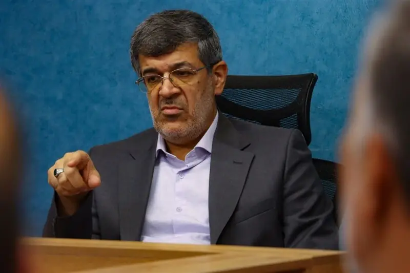استاندار یزد: 150 هزار تبعه خارجی در استان یزد مشغول کارند - تسنیم