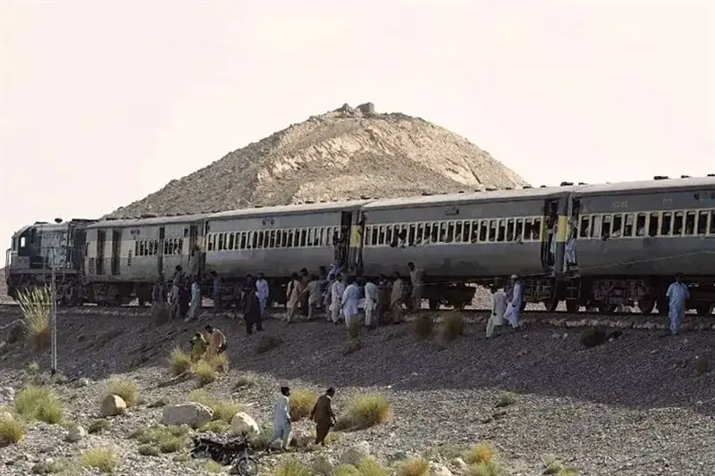 حملات به شبکه ریلی پاکستان ادامه دارد - تسنیم
