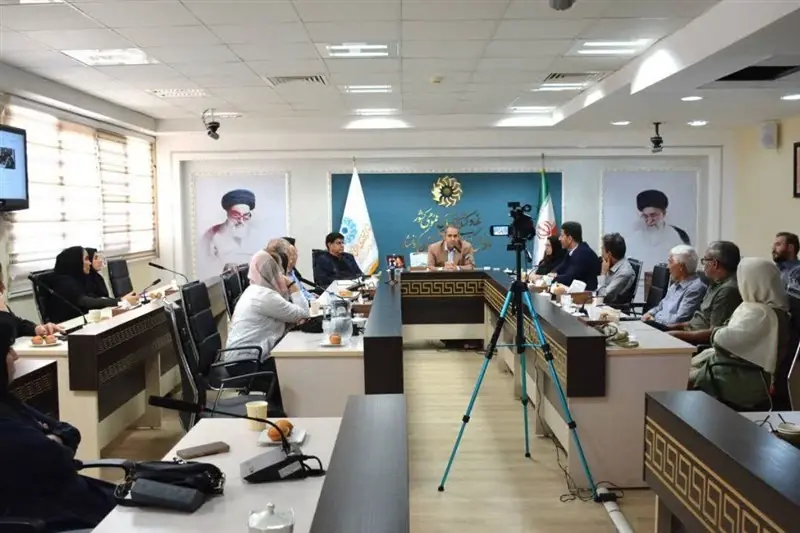 تأکید بر بازخوانی تاریخ و تقویت هویت فرهنگی کرمانشاه - تسنیم
