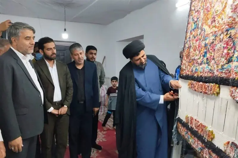 نخستین فرش با گره ترک و دار ارگونومیک در خراسان جنوبی تولید شد - تسنیم