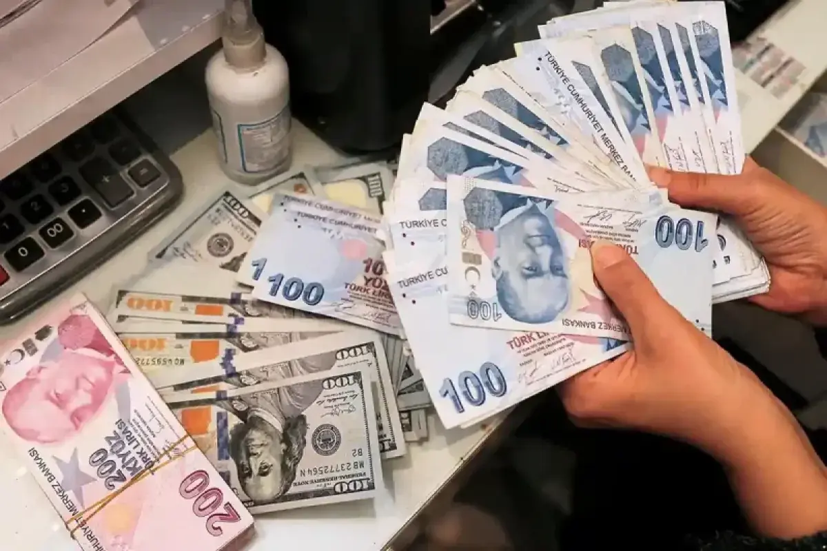 لیر به مرز ۴ هزار تومان رسید/ هزینه سفر به ترکیه چقدر گرانتر شد؟