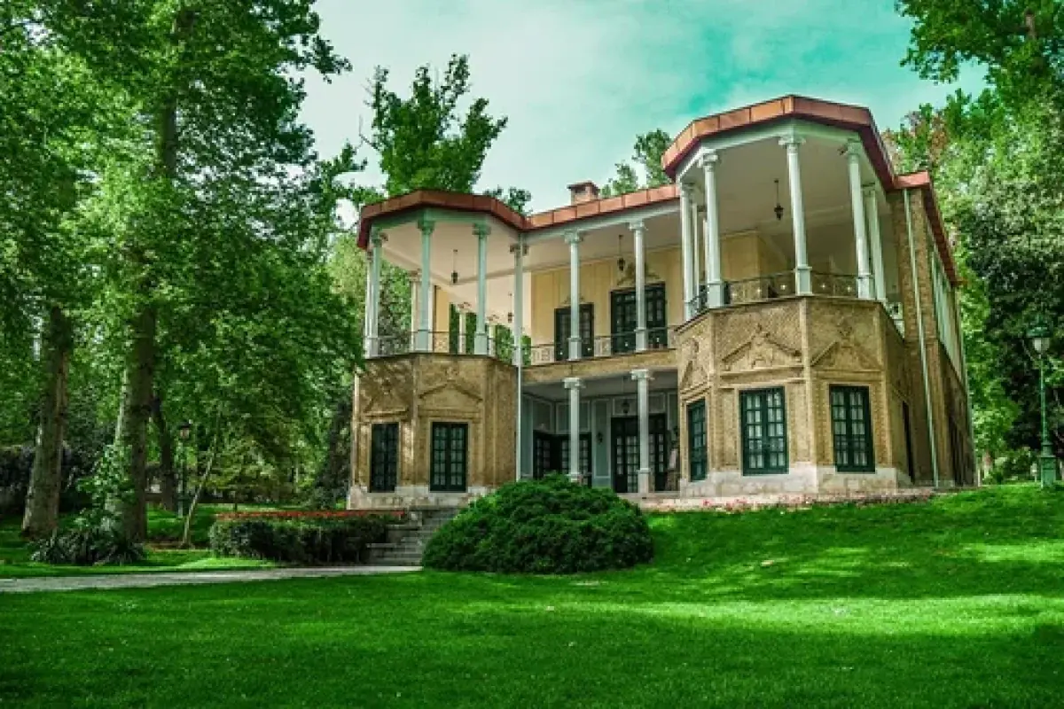 ماجرای اتفاقات تازه در کاخ نیاوران
