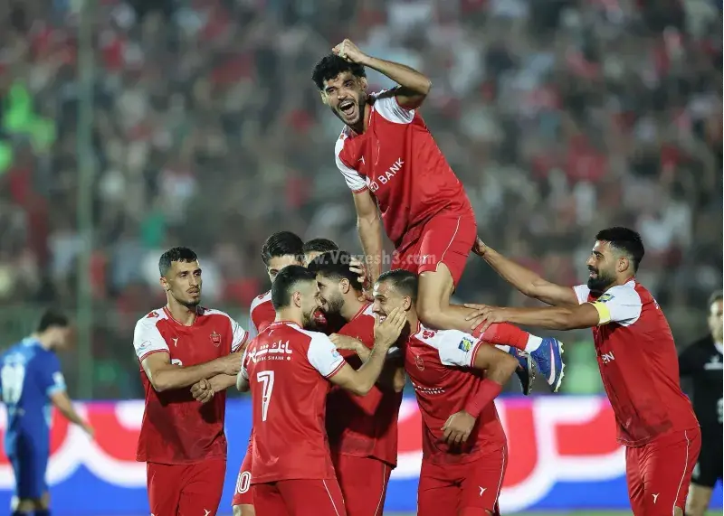 گزارش زنده: پرسپولیس 4 - استقلال خوزستان 1