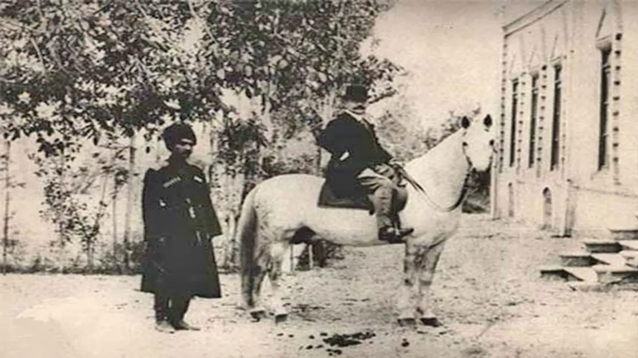 مسلسل ماکسیم نبود، سلسله پهلوی هم نبود/ قمهکش بدمستی که شاه ایران شد