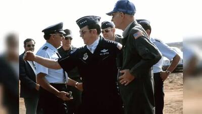 گوش به فرمان آمریکاییم!