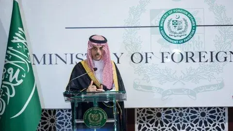 عربستان خواستار بازگشایی تنگه هرمز و بابالمندب شد