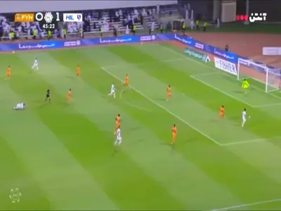  گل دوم الهلال به الفیحا توسط منداش | آخرین خبر