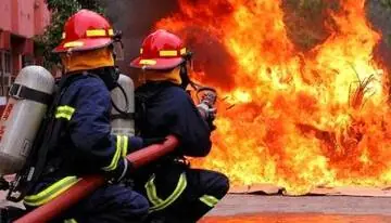 آتشسوزی گسترده در شهرک صنعتی ساری مهار شد | آخرین خبر