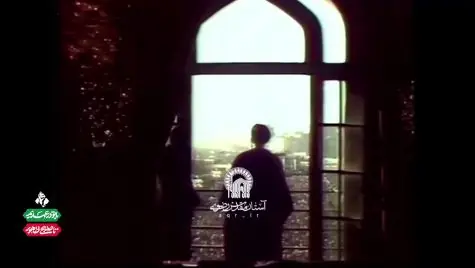 تصاویری منتشر نشده از سخنرانی رهبر شهید انقلاب در حرم مطهر امام رضا(ع) | آخرین خبر