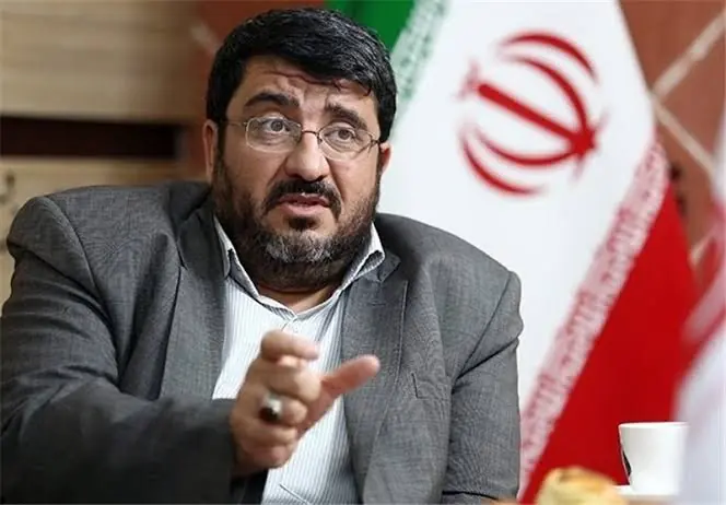 فواد ایزدی: آمریکا در فکر حمله با سلاحهای هستهای به شهرکهای موشکی ایران است | آخرین خبر