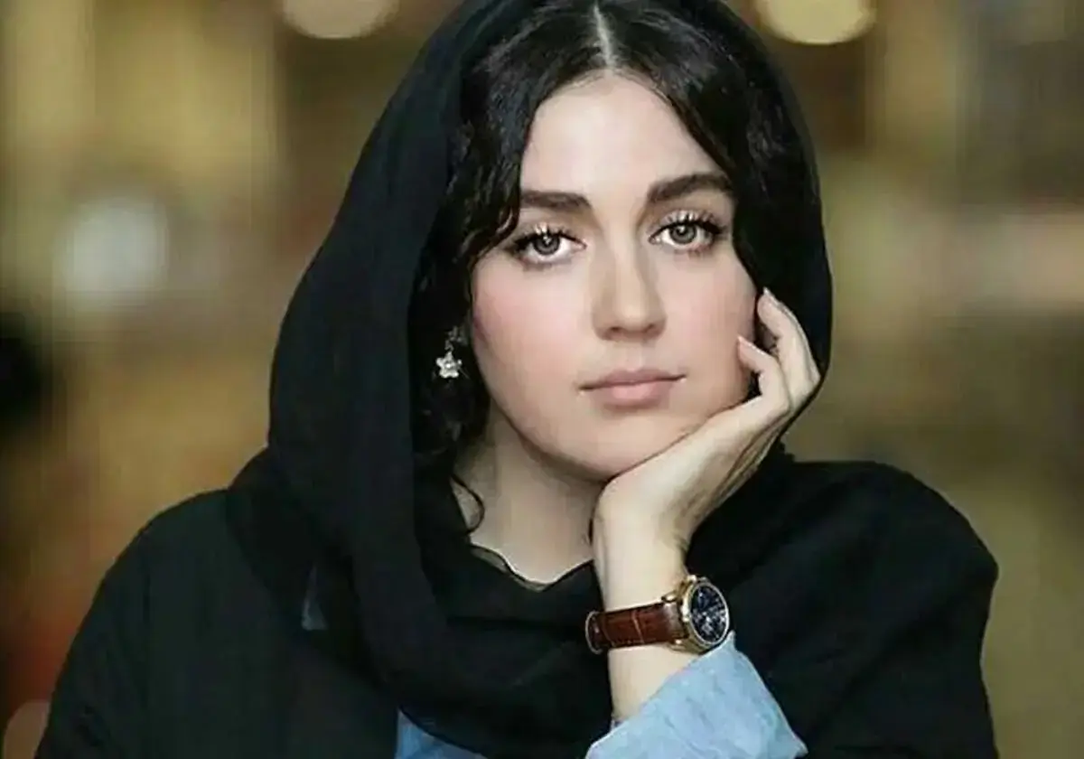 افسانه پاکرو با این استایل شبیه یک باربی زنده شد