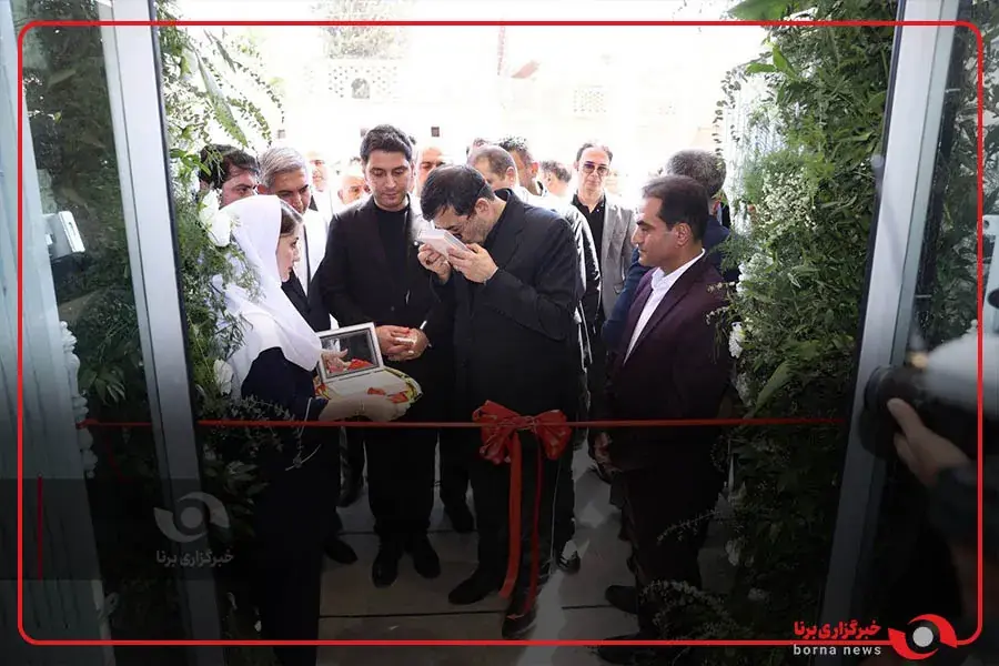  کلیپی از افتتاح مجتمع گردشگری سلامت و مرکز جراحی بینا توسط وزیر ورزش و جوانان