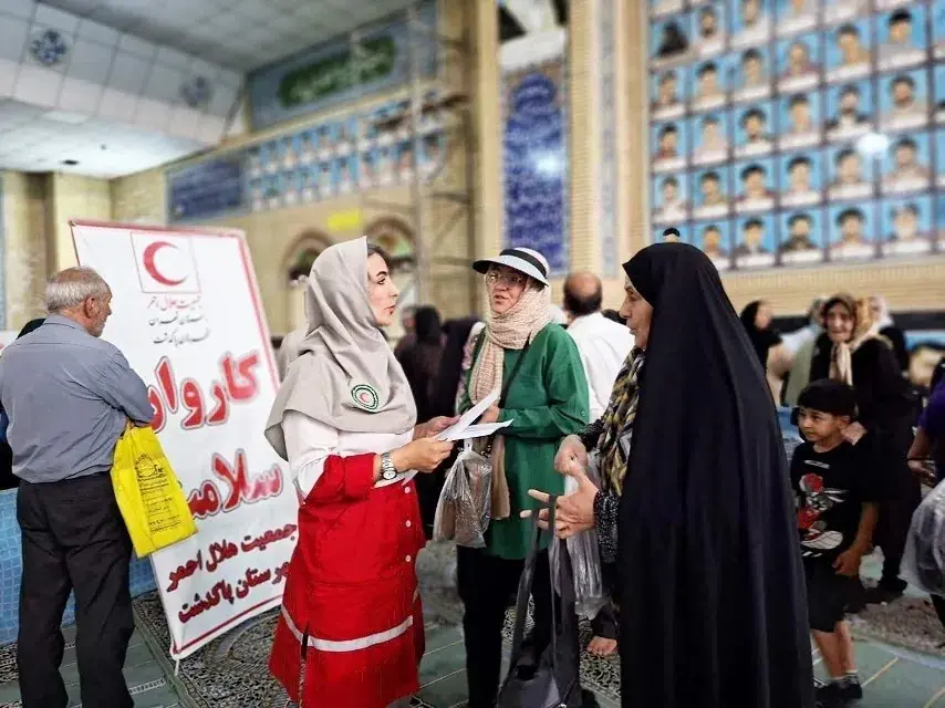 ارائه خدمات پزشکی و دارویی رایگان به ۵۰۰ نفر در کاروان سلامت هلال احمر پاکدشت