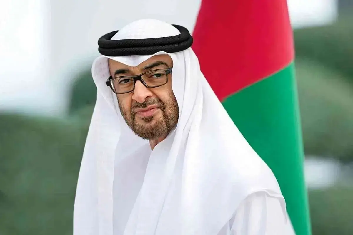 امارات با فشار دولت ترامپ معاملات اقتصادی با ایران را به حالت تعلیق درآورده، زیرا آمریکاییها گفتهاند این اقدامات تأثیری بیشتر بر تهران دارد تا محاصره دریایی/ قطع این معاملات آسان نیست، چون در بسیاری از موارد حتی نام ایران در تراکنشهای مالی ظاهر نمیشود/ مقامات اماراتی نگران هستند که فشار عمیقتر اقتصادی، به اقتصاد کشورهای خلیج فارس آسیب بزند