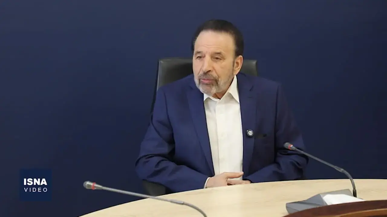  ببینید| واعظی: در جنگ ۴۰ روزه تندروها به مرخصی رفته بودند