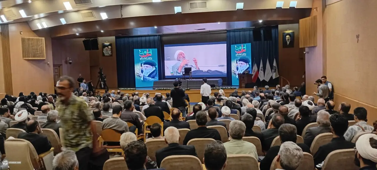 ویژهبرنامه «امین ایران» با حضور یاران خراسانی رهبر شهید برگزار شد