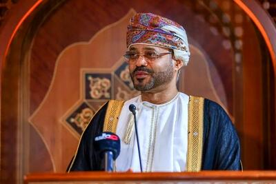 عمان: عبور امن از تنگه هرمز جدا از امنیت کل منطقه نیست/ خواهان تشدید تنش نیستیم
