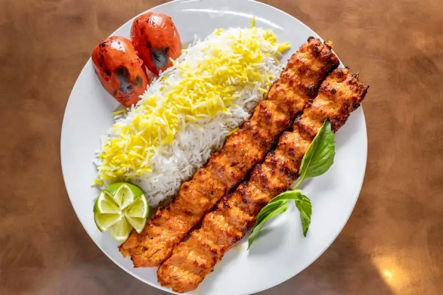 بهترین دستور پخت کوبیده مرغ در منزل را اینجا بخوانید!