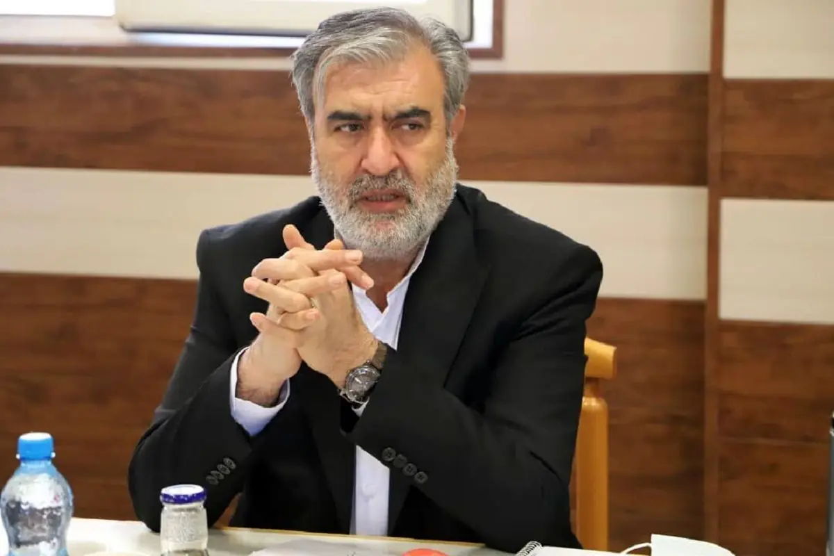 عزیزی: منطقه را فورا ترک کنید