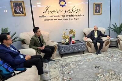  شاعران ایرانی در قله ادبیات جهان ایستاده‌اند