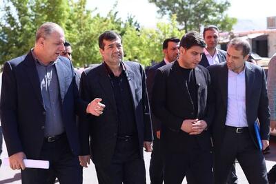   فیلم | بازدید وزیر ورزش و جوانان از سالن ۲۲ گولان سنندج