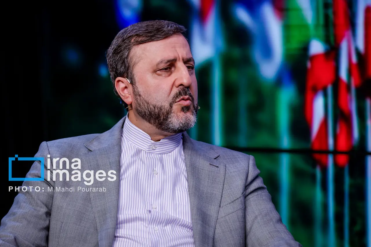غریبآبادی: جنگ نظامی نتیجه نداد، حالا نام شکست بعدی را «جنگ اقتصادی» گذاشتهاند