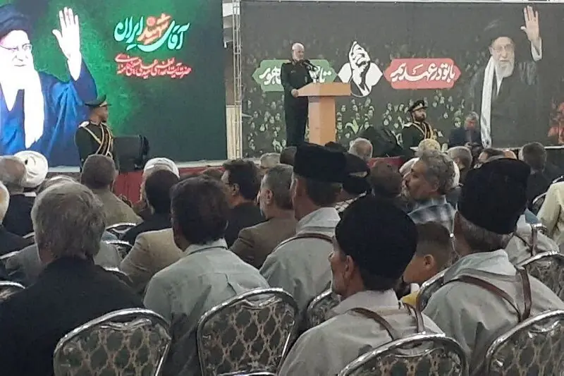 سایه ولایت فقیه بر سر نظام جمهوری اسلامی موجب حفظ این نظام شد