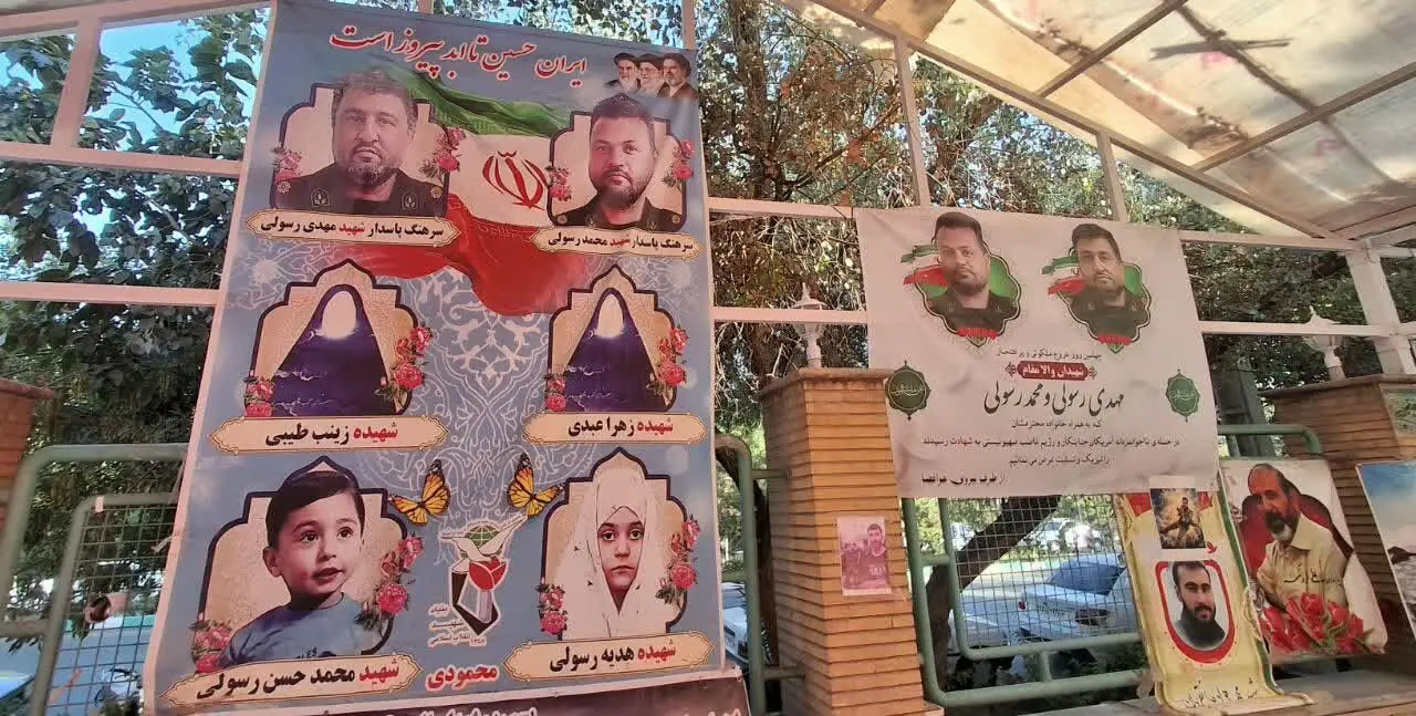 استاندار قم بر مزار شهدای خانواده رسولی حاضر شد
