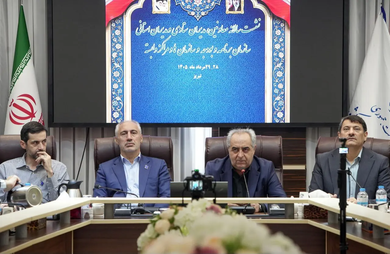استاندار آذربایجانشرقی: انتقال آب ارس و توسعه شبکه ریلی و جادهای، پروژههای ملی هستند