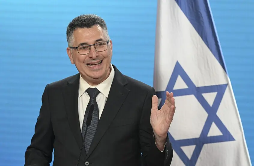  تقابل وزیرخارجه صهیونیستی با همتای انگلیسی به دلیل انتقاد از شهرک‌سازی‌ها