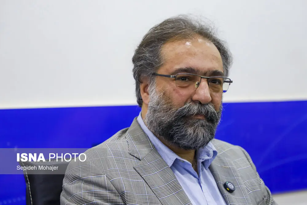 یک استاد ادبیات فارسی: هر رویداد بزرگ تاریخی میتواند جریان تازهای در ادبیات ایجاد کند
