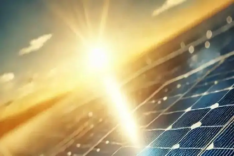 جاجرم ظرفیتی ناب برای ایجاد نیروگاههای خورشیدی