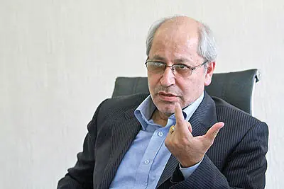 روایت مسعود نیلی دربارهی رسانهی «آزاد» و محدودیتهای اخیر اعمالشده بر آن