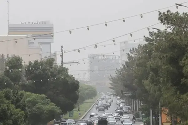 گردوخاک در شرق و جنوب شرق