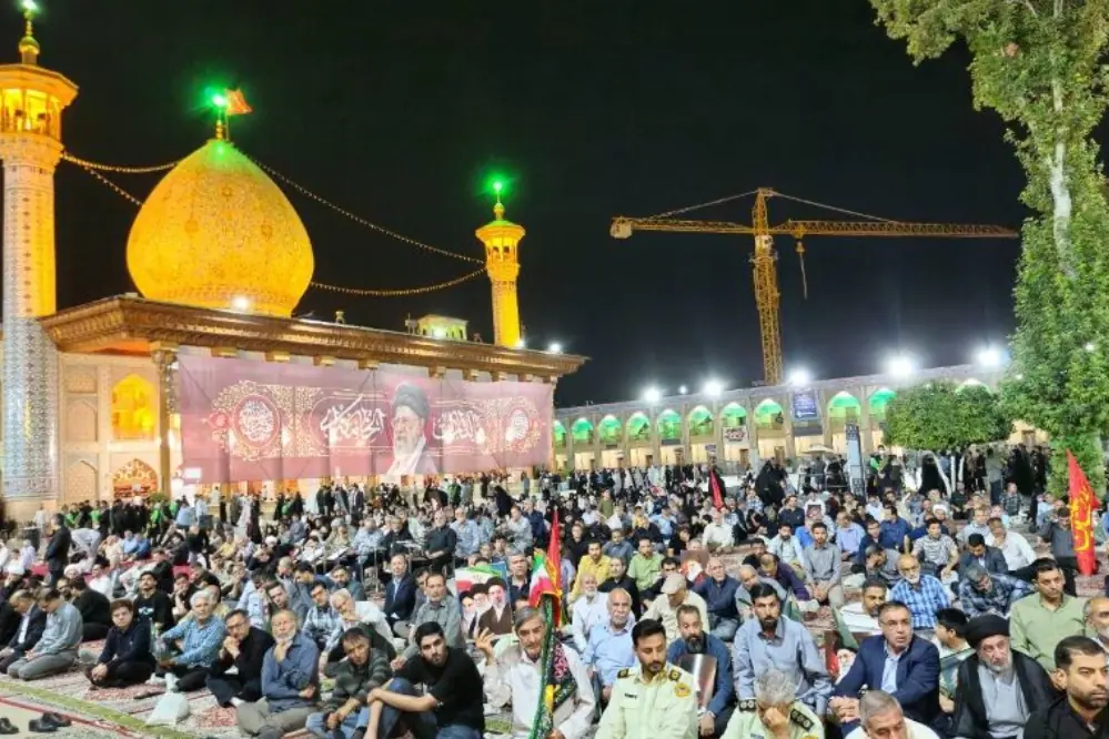  برگزاری مراسم چهلم رهبر شهید انقلاب در شیراز