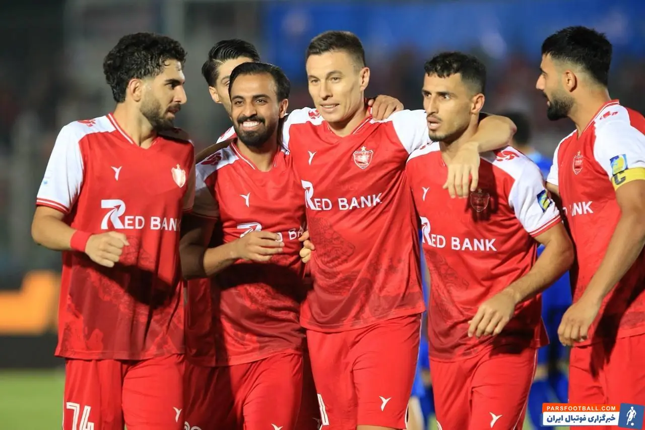 کلیپ تشویق ایسلندی ستاره های پرسپولیس پس از برتری 4 بر 1 مقابل استقلال خوزستان
