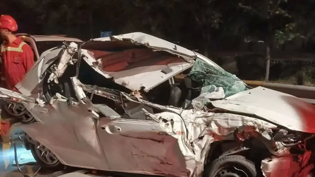 عکس صحنه مرگ دردناک 2 دختر 22 و 25 ساله در کوییک مچاله شده / ببینید خودرو ایرانی چه بر سر 2 دختر آورد