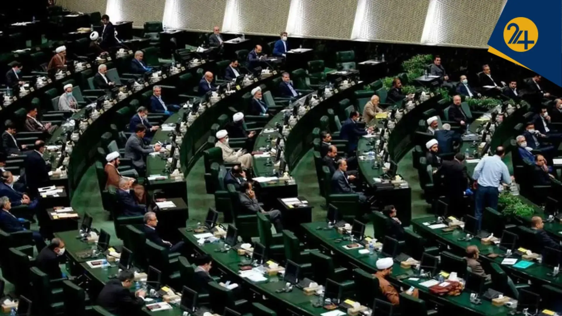 انتقاد تند نمایندگان مجلس از طرح جنجالی مقابله با نفوذ | گودرزی: این قانون پای دستگاههای امنیتی و قضایی را به زندگی مردم باز میکند