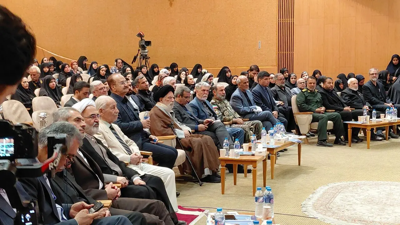یاران خراسانی رهبر شهید در اربعین «امین ایران» گرد هم آمدند