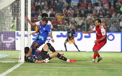  جنجال بزرگ داوری در بازی پرسپولیس؛ توپ کامل از خط رد شد؟