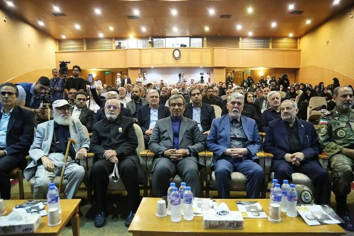 استاندار خراسانرضوی: اربعین رهبر شهید انقلاب آغاز تداوم مکتب ایشان است | مشهد برای رهبر شهید یک هویت و خاطره بود